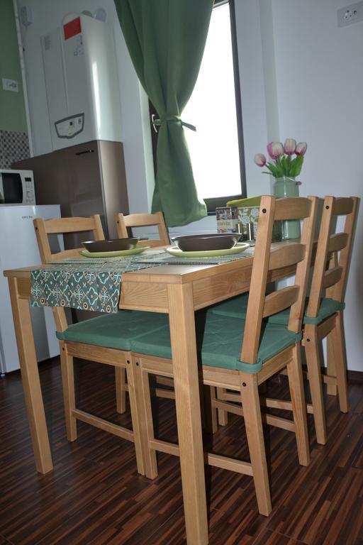 Coffee Residence Βουκουρέστι Δωμάτιο φωτογραφία